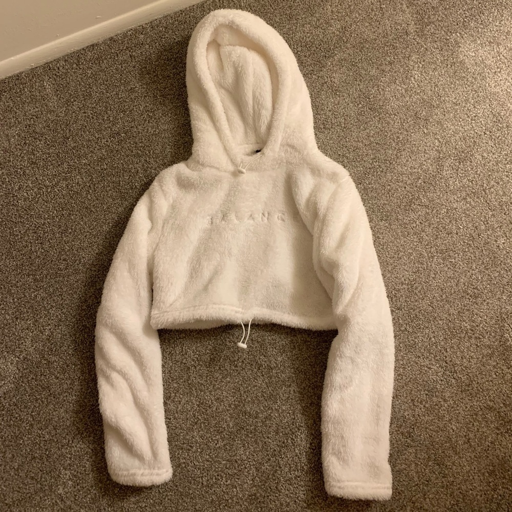 Balance Athletica Sherpa Hood Cloud White Athleisure Gorpcore